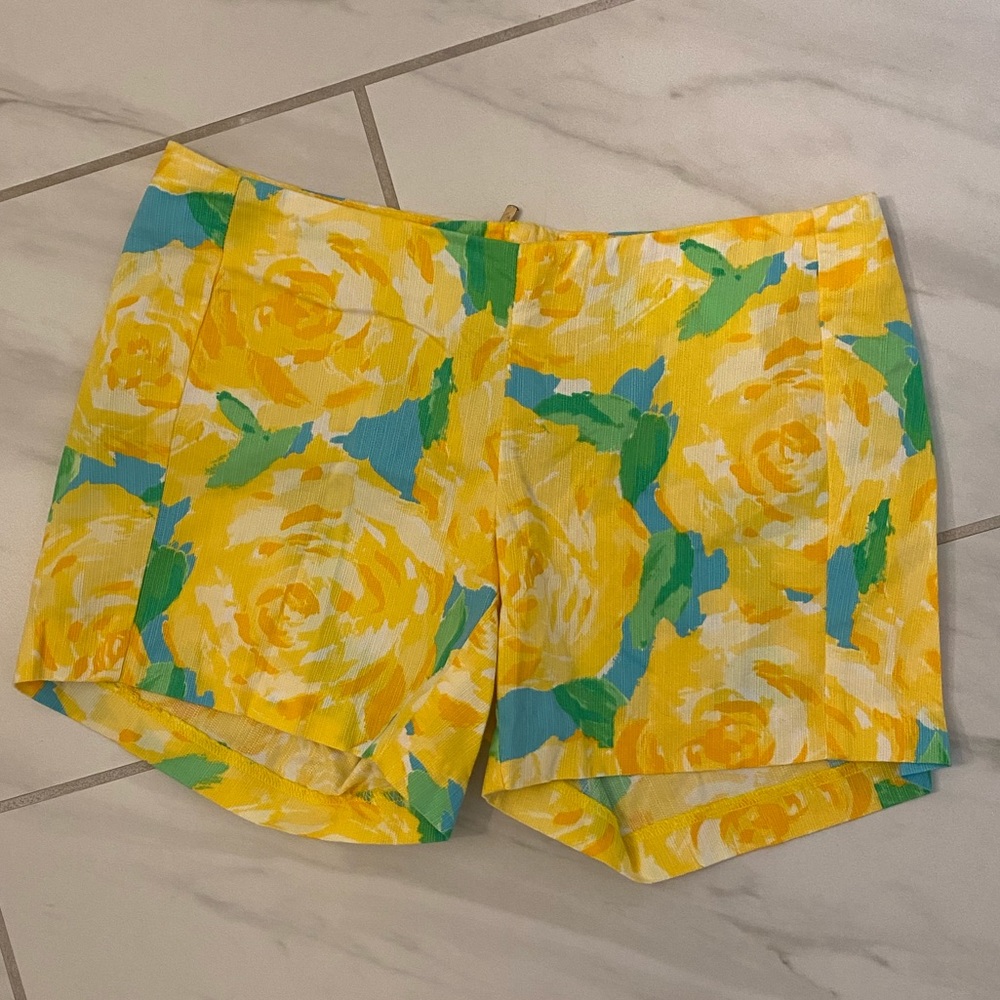 Lilly Pulitzer Shorts - Picture 2 of 6